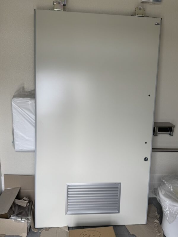 ダイノックシートを施工