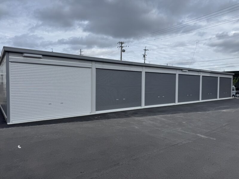 シャッターカッティングシートサイン